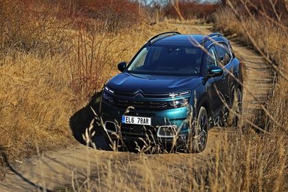 citroen-c5-aircross-vs-peugeot-2008-welchen-suv-wahlen