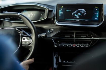 die-ausstattung-des-peugeot-208