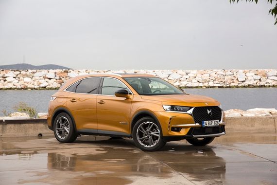 Citroën C5 Aircross vs DS 7 Crossback : La confrontation des SUV Premium