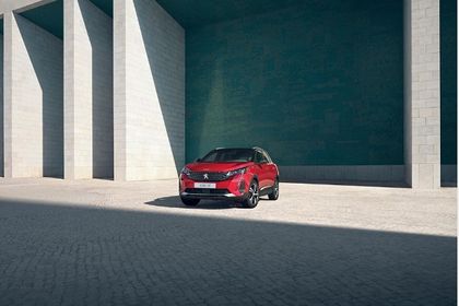 Peugeot suv 3008 rouge Stellantis &You