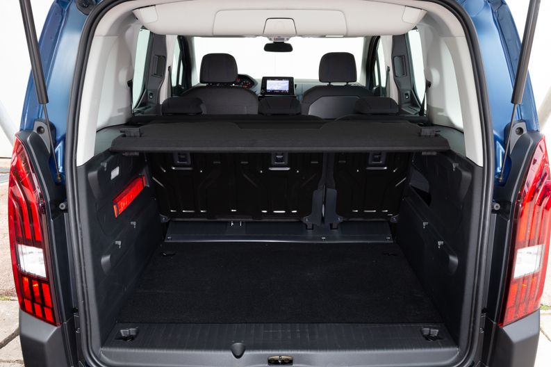 gros volume coffre peugeot rifter