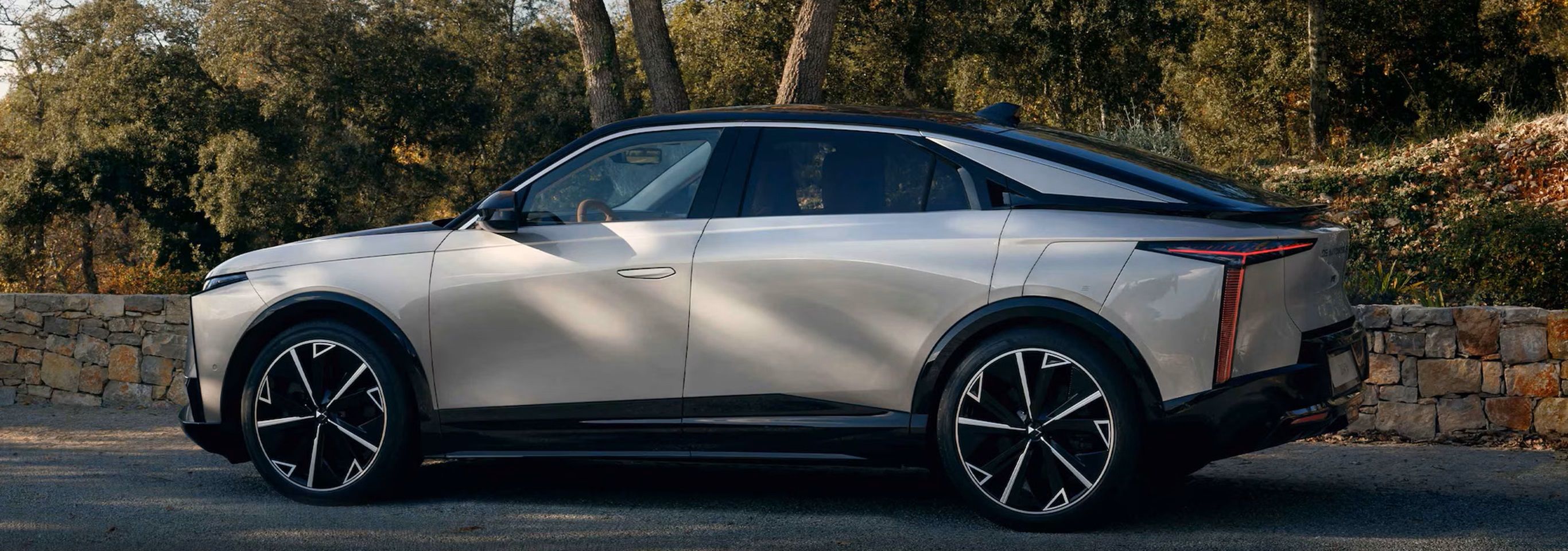 modèle DS 8