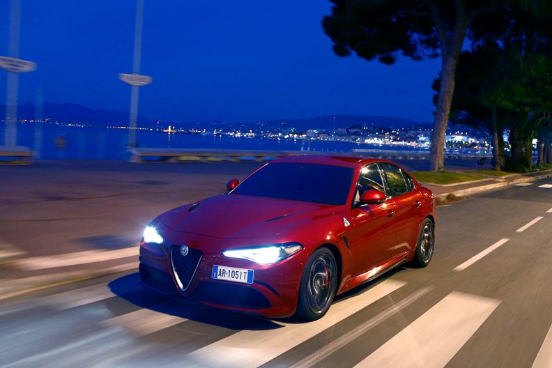 utiliser phare voiture nuit