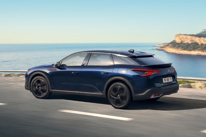 De Citroën C5 X beschikt over een krachtige en efficiënte hybride motor